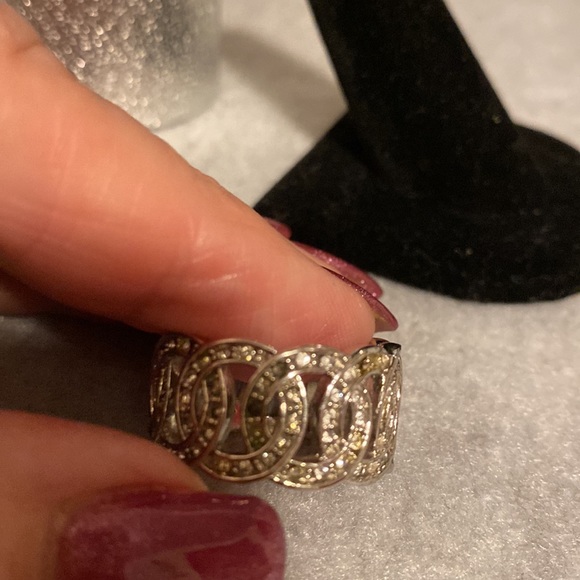 Infinity “CC” Circle Rhinestone size 11 thumb ring! 4 stones are missing. - Picture 6 of 9